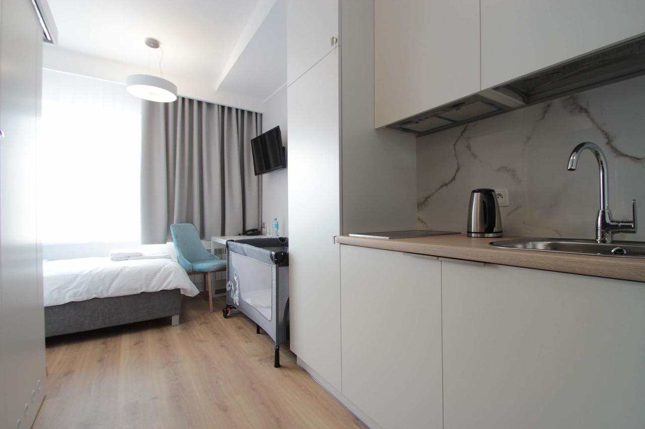 Hotel Coliber Klobuck Exteriör bild